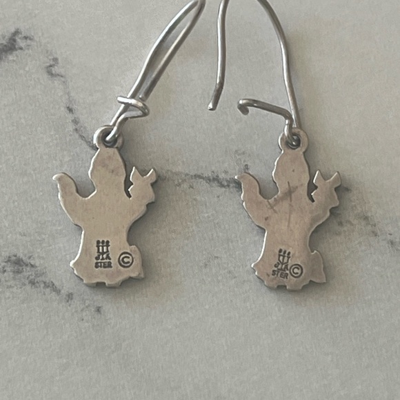 Really Amazing Find!! Rare James Avery St Francis Leverback Earrings - Picture 3 of 4